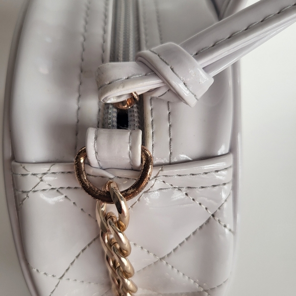 Ari by Ariana Grande Bag - Picture 4 of 5